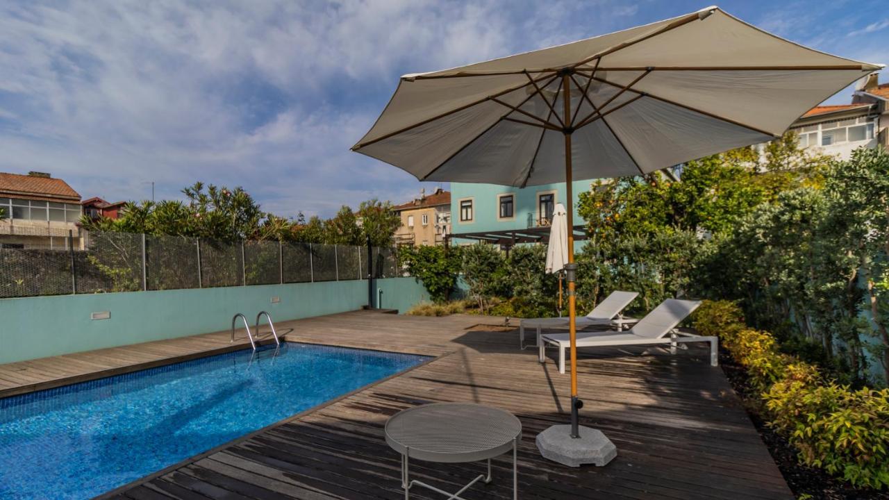 Lovelystay - Downtown Studio With Pool, Ac And Balcony Porto Kültér fotó
